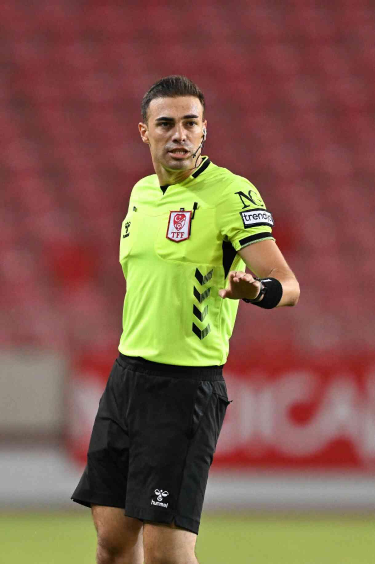 Trabzonspor-Fenerbahçe maçının hakemi belli oldu