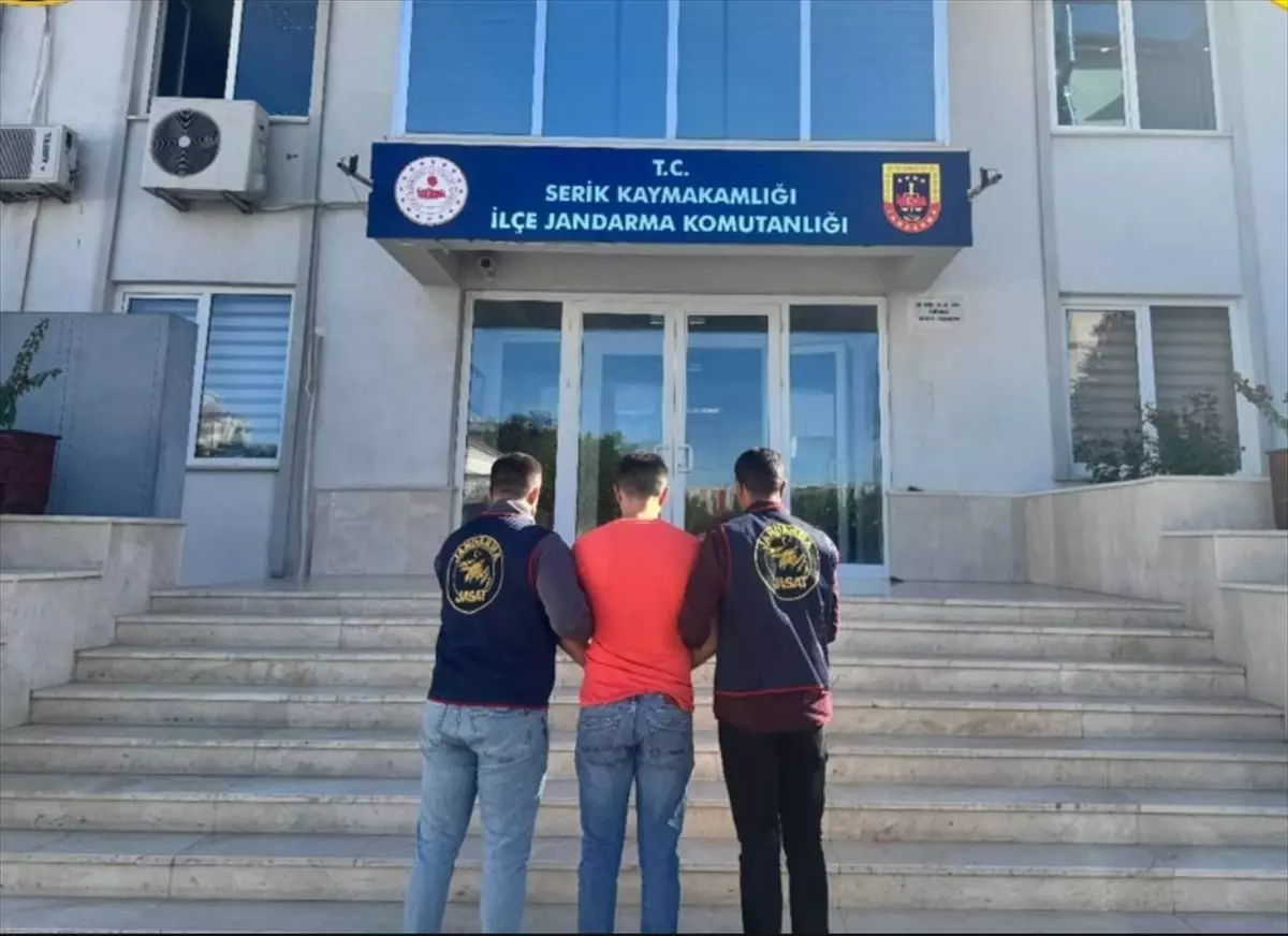 Antalya'da Jandarmadan Suç Avı: 137 Kişi Yakalandı