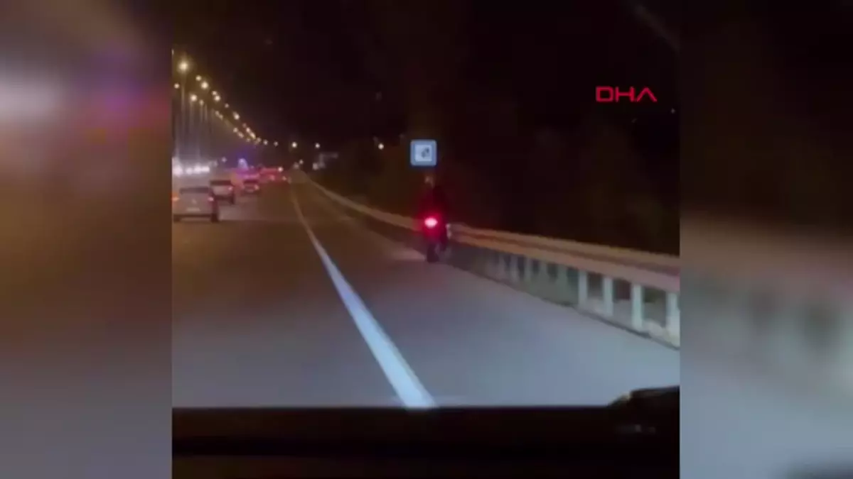 Antalya'da Motosiklet Kazası: Sürücü Yaralandı