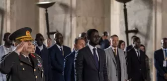 Senegal Cumhurbaşkanı Fay, Anıtkabir'i ziyaret etti