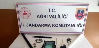 Ağrı'da Kaçak Kazı Yapan 4 Kişi Yakalandı