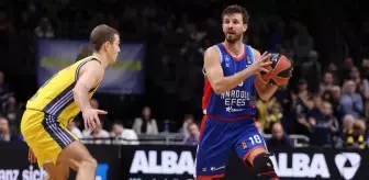 Anadolu Efes, Alba Berlin'i 86-70 Yenerek EuroLeague'de Üst Üste İkinci Galibiyetini Aldı