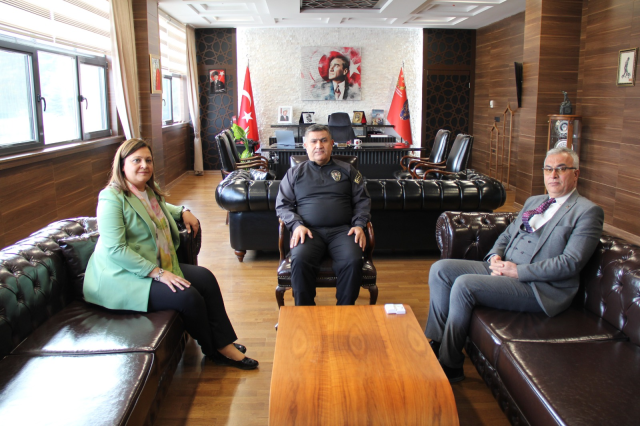 Burcu Köksal, who did not attend the CHP's Esenyurt rally, visited the Provincial Police Chief