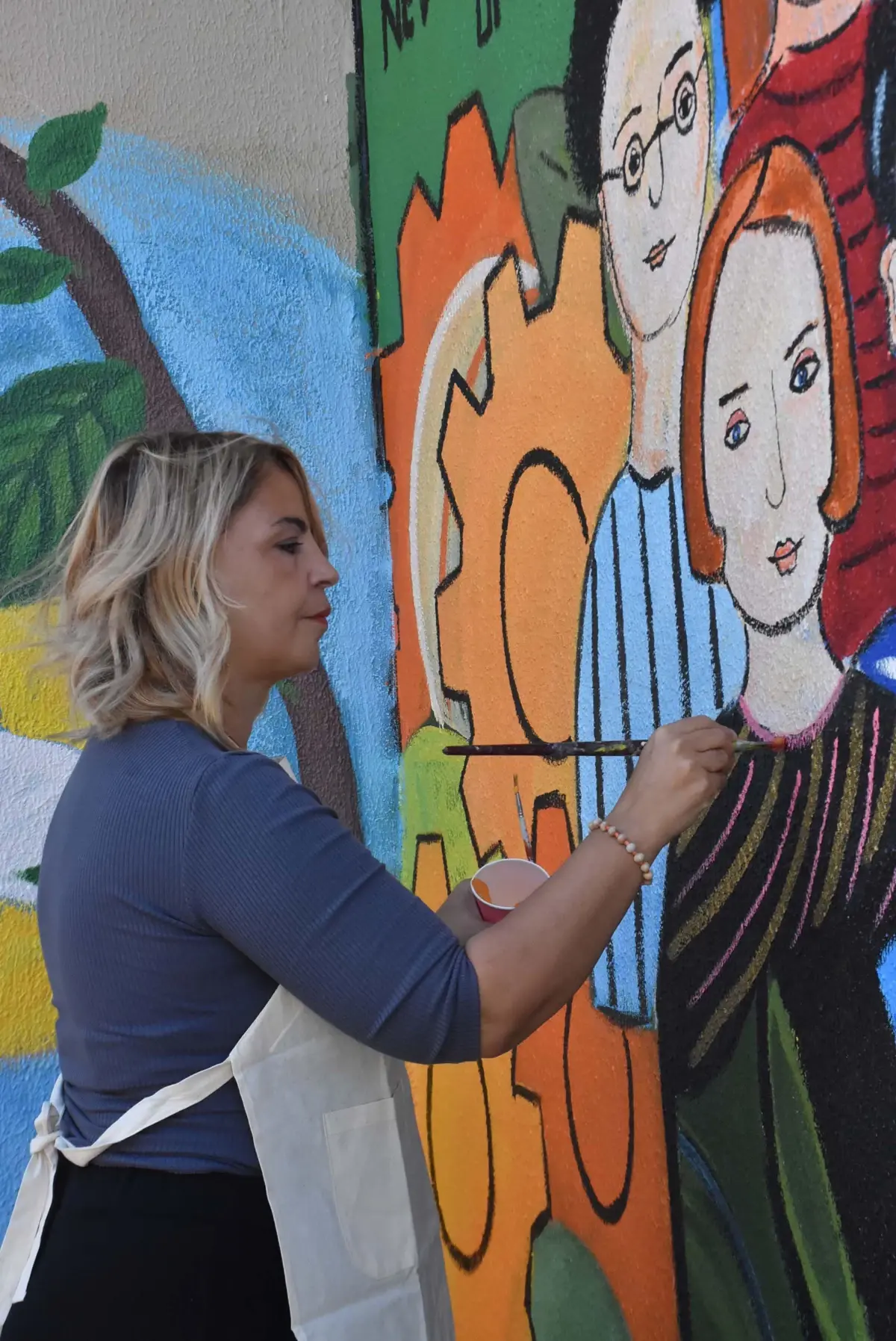 İzmir Yüksek Teknoloji Enstitüsü'nü Renklendiren Duvar Resimleri