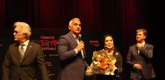 Türkan Şoray Antalya Kültür Yolu Festivali'nde Sinemaseverlerle Buluştu