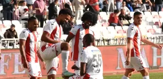 Sivasspor, Rizespor'u 2-1 Mağlup Etti