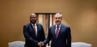 Bakan Hakan Fidan Cibuti'de Afrika Ülkeleriyle Görüşmelerde Bulundu