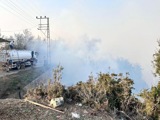 Forest Fire in Hatay Threatens Houses, Support Requests Are Increasing