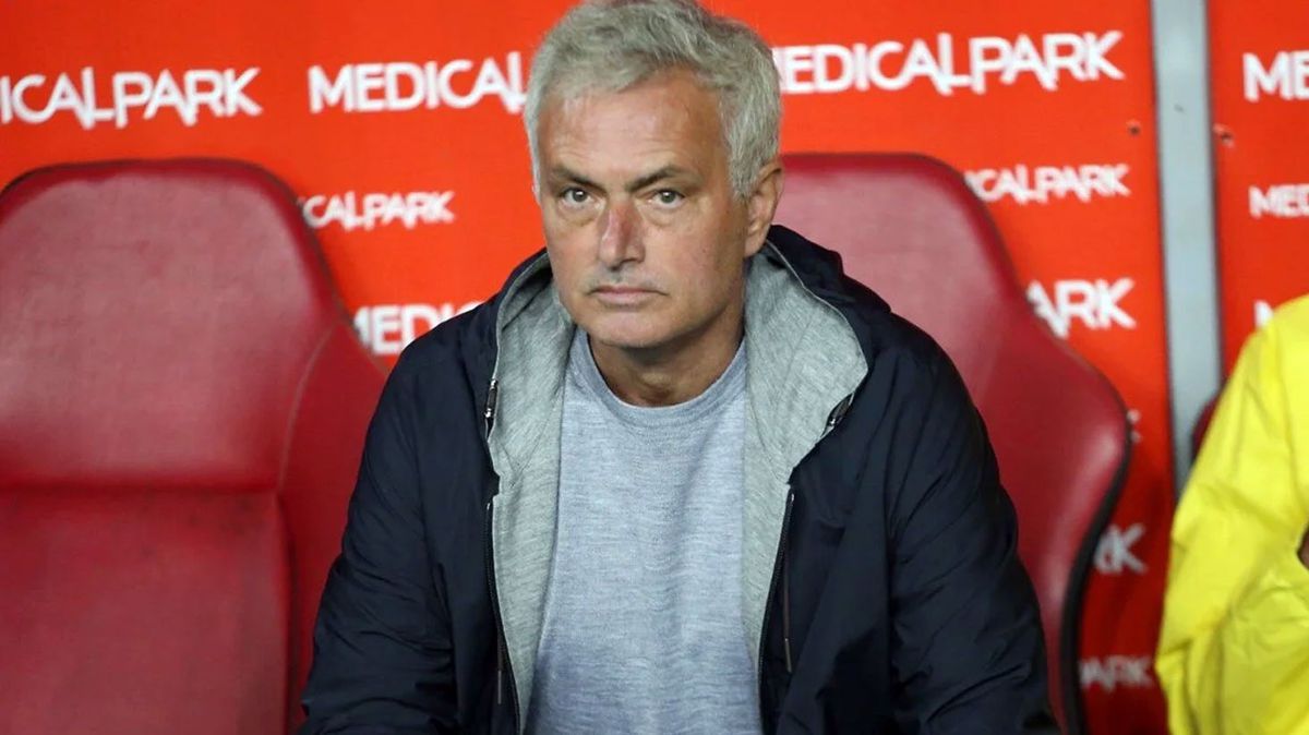 Mourinho'dan, Trabzonspor maçı öncesi takıma net uyarı