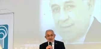 Dilimiz Kimliğimizdir: Ekrem Erdem Almanya ve Hollanda'da Konferans Verdi