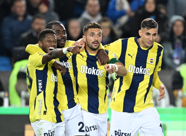 Fenerbahçe, Trabzonspor'u deplasmanda 3-2 yendi