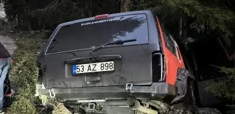 Rize'de Trafik Kazası: 4 Yaralı, 2'si Ağır