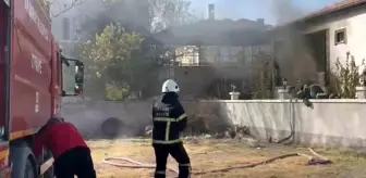 Aksaray'da Müstakil Evin Bodrumunda Yangın Çıktı