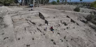 Adana Tatarlı Höyük'te 4 Bin Yıllık Kutsal Yapı Bulundu