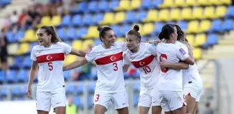 A Milli Kadın Futbol Takımı'nın Rakipleri Kura Çekimiyle Belirlenecek