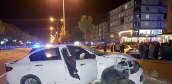 Bingöl'de iki otomobilin çarpıştığı kazada 2 kişi yaralandı