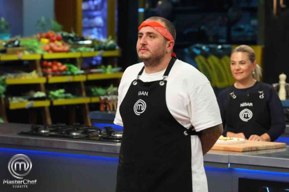 Masterchef dün akşam eleme adayı kim oldu? Masterchef'te dokunulmazlık oyununu hangi takım kazandı? Masterchef dün akşam eleme adayı kim oldu? Masterchef'te dokunulmazlık oyununu hangi takım kazandı?