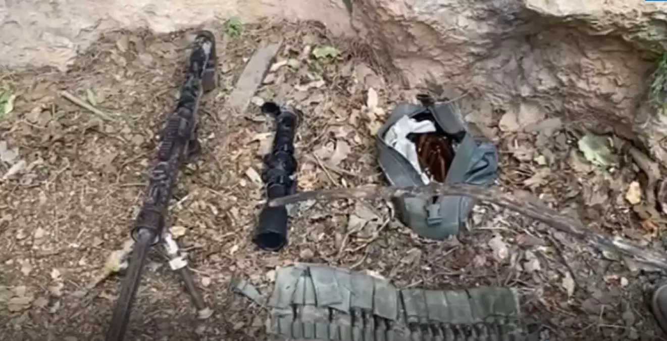 Pençe-Kilit Operasyonu'nda Teröristlere Ait Silah ve Mühimmat Ele Geçirildi