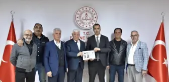 Edirne Kültür Derneği Başkanı Eğitim Müdürü'nü Ziyaret Etti