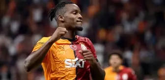 Galatasaray'da Batshuayi'yi yıkan gelişme