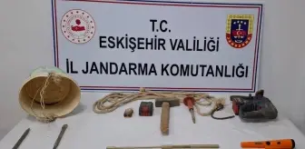 Eskişehir'de İzinsiz Kazı Yapan İki Şüpheli Gözaltına Alındı