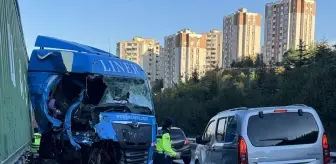 Anadolu Otoyolu'nda Zincirleme Trafik Kazası: 5 Yaralı