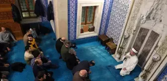 Diyanet İşleri Başkanı Erbaş, Bakü Şehitlik Camii'nde vatandaşlarla bir araya geldi