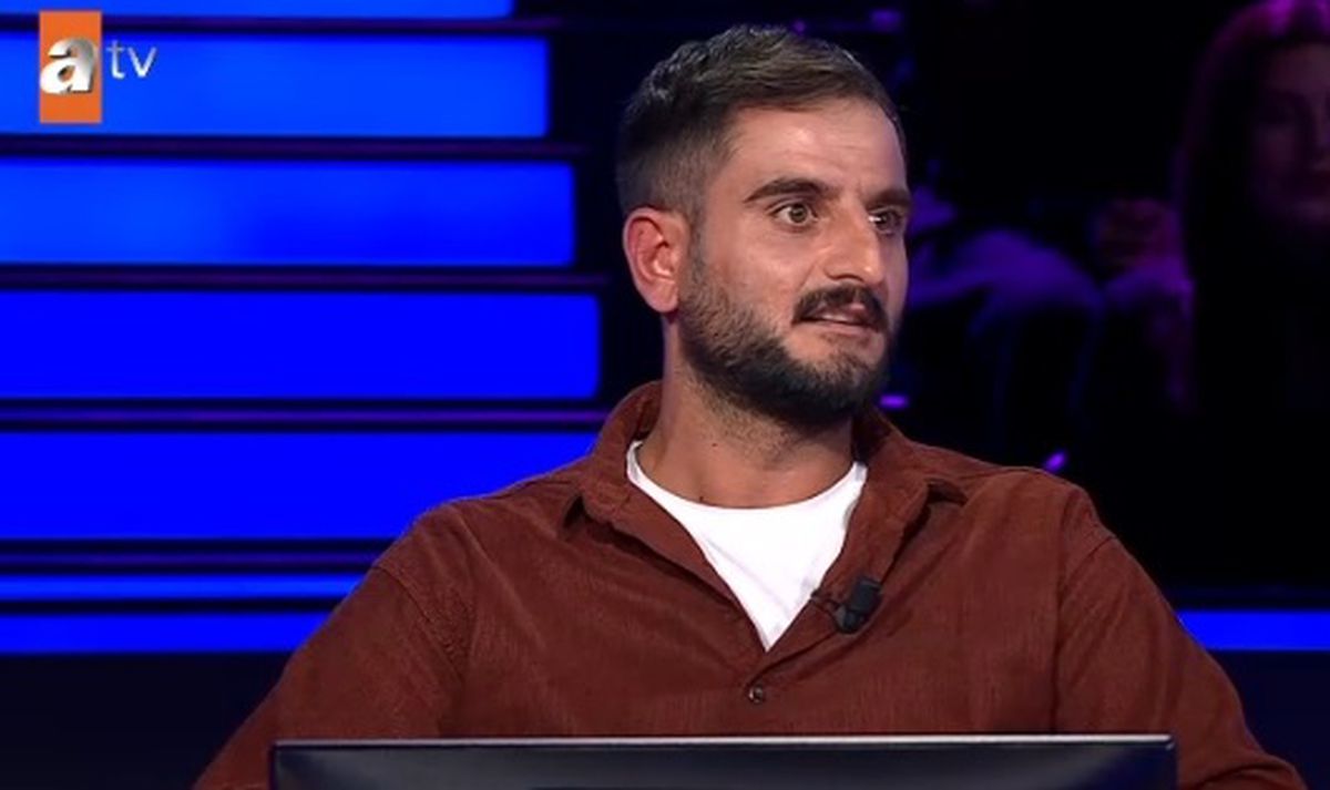 Eylül 2024'te vefat eden, 1990 FIFA Dünya Kupası'nda gol kralı olan ve turnuva sonunda hem 'Altın Ayakkabı' hem de 'Altın Top' ödüllerini kazanan kim?
