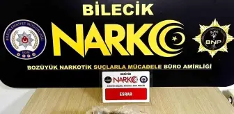 Bilecik'te Otobüs Yolcusunda 833 Gram Esrar Ele Geçirildi