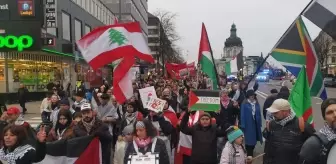 İsveç'te İsrail'in Saldırıları Protesto Edildi