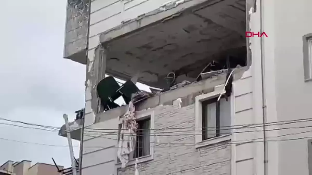 Kocaeli'de Doğal Gaz Patlamasında İki Kişi Hayatını Kaybetti