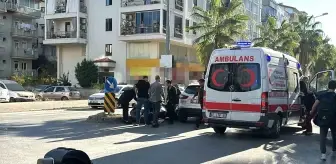 Antalya'da Motosiklet ve Otomobil Çarpıştı: 1 Yaralı