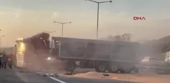 Bolu'da Otoyolda TIR Devrildi, Ankara İstikameti 2 Saat Kapalı Kaldı