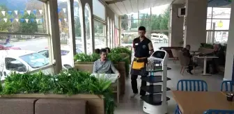 Karabük'te Kafe Robot Servis Hizmeti Başlattı