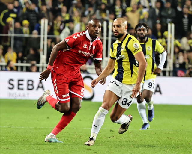 Fenerbahçe-Sivasspor maçından kareler! Fenerbahçe-Sivasspor maçından unutulmaz anlar… Fenerbahçe-Sivasspor maçından kareler! Fenerbahçe-Sivasspor maçından unutulmaz anlar…