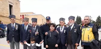 Kore Gazisi Şerafettin Baran, Anıtkabir'i ziyaret etti