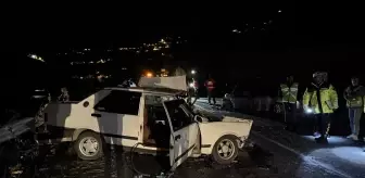 Rize'de Üç Otomobilin Karıştığı Kazada İki Kişi Hayatını Kaybetti