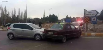 Konya'da Trafik Kazası: 2 Yaralı