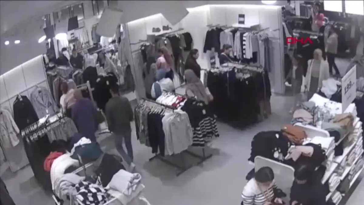 Alışveriş Merkezinde Cep Telefonu Hırsızlığı
