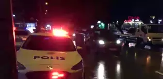 Antalya'da Alkollü Sürücü Motosikletliye Çarptı: 1 Yaralı