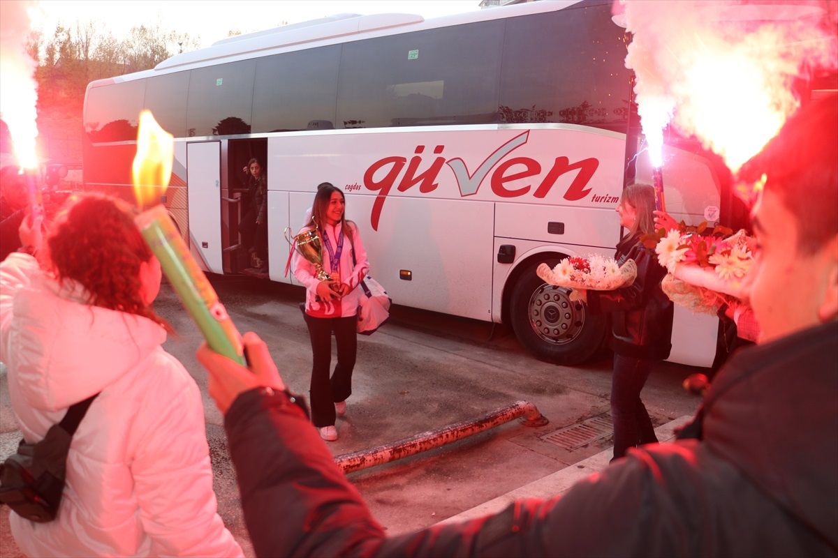 Kastamonulu Asuman Çığlıoğlu Avrupa Kick Boks Şampiyonu Oldu!