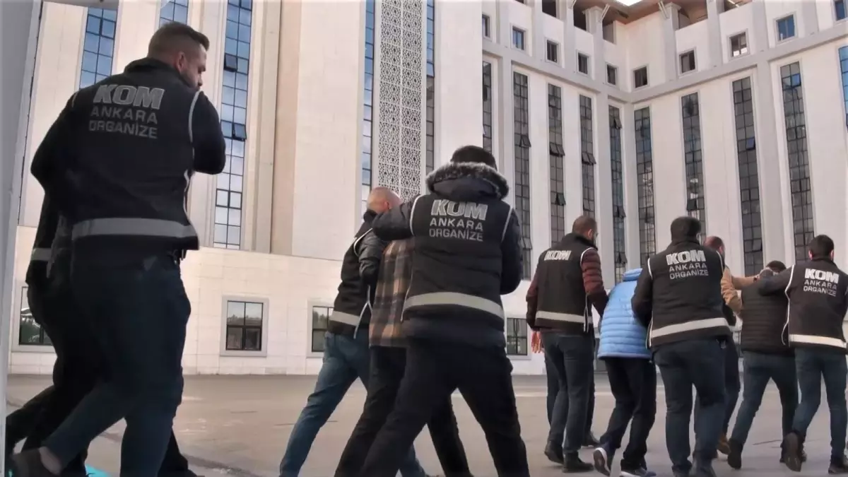 Ayhan Bora Kaplan Suç Örgütüne Yönelik Davada Duruşma Ertelendi