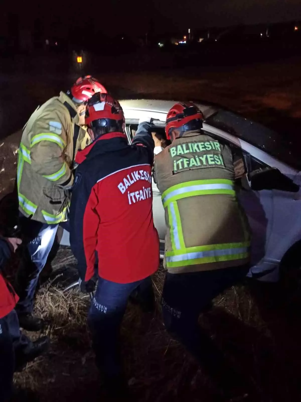 Balıkesir'de Tek Taraflı Trafik Kazası: 6 Yaralı