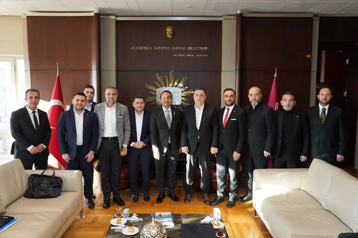 Beyoğlu Belediyesi ve Hizmet-İş Sendikası Arasında Toplu İş Sözleşmesi İmzalandı