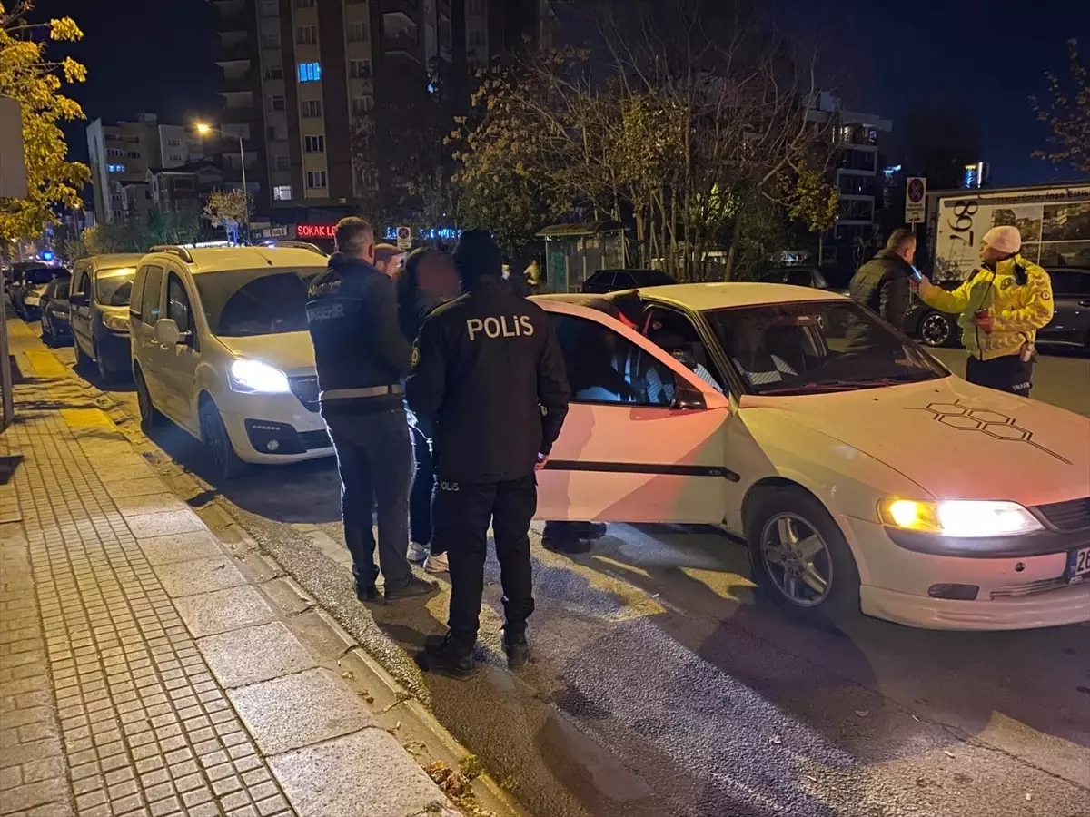 Eskişehir'de 2 Ton Kaçak Tütün Ele Geçirildi