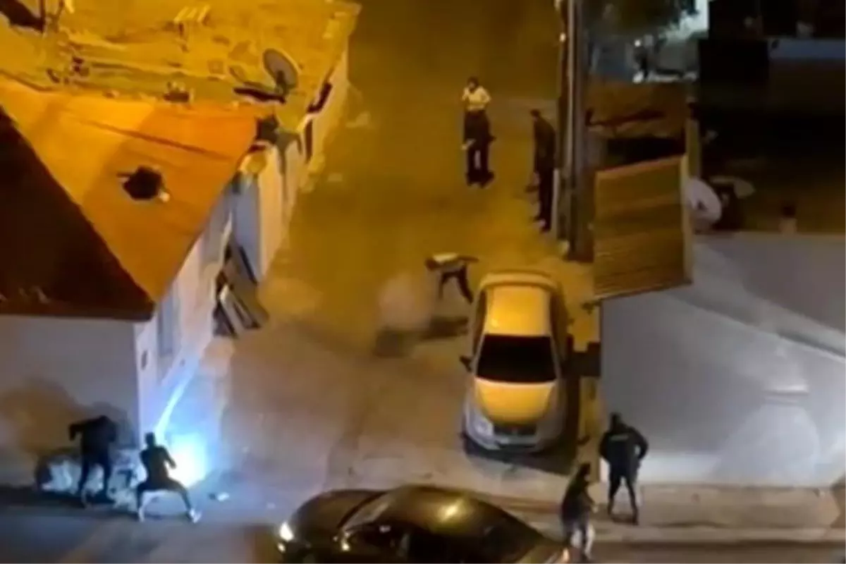 İzmir'de Pompalı Tüfekle Vurulan Bir Kişi Yaralandı