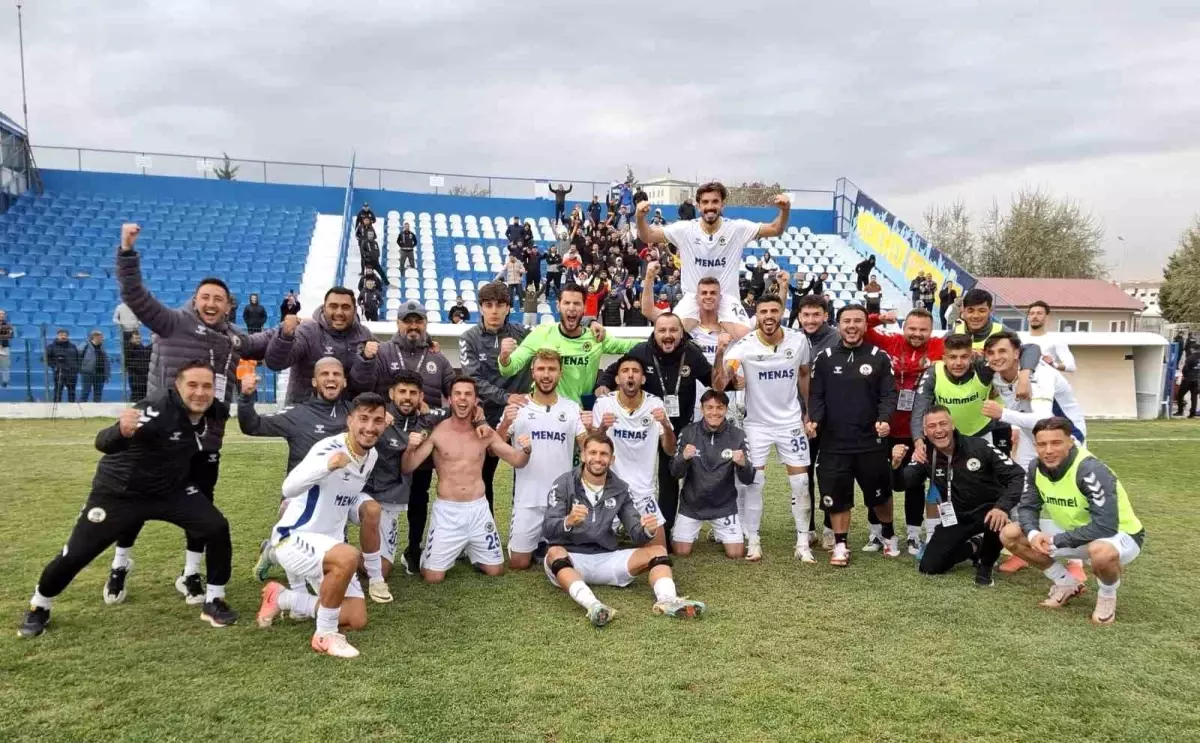 Menemen FK, Ankara Demirspor'u Deplasmanda 2-1 Mağlup Etti