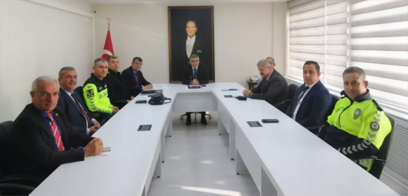 Amasya Merzifon'da Trafik Komisyonu Toplantısı Gerçekleştirildi