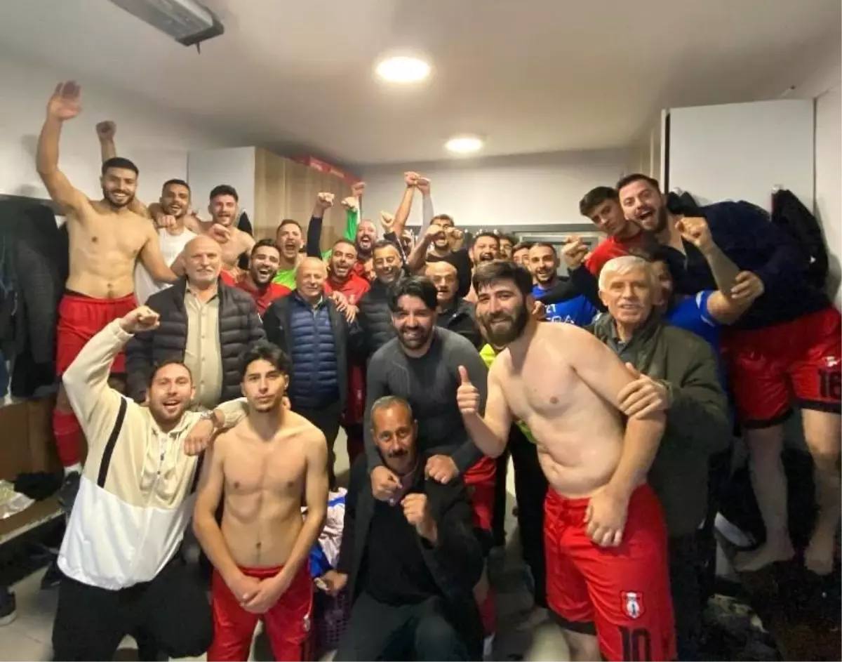 Özvatanspor, Kayseri Atletikspor'u 2-0 Mağlup Ederek Liderliğe Yükseldi