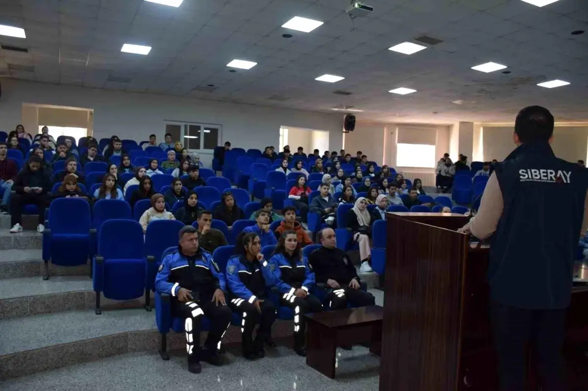 Erzincan'da Siber Suçlarla Mücadele Semineri Düzenlendi